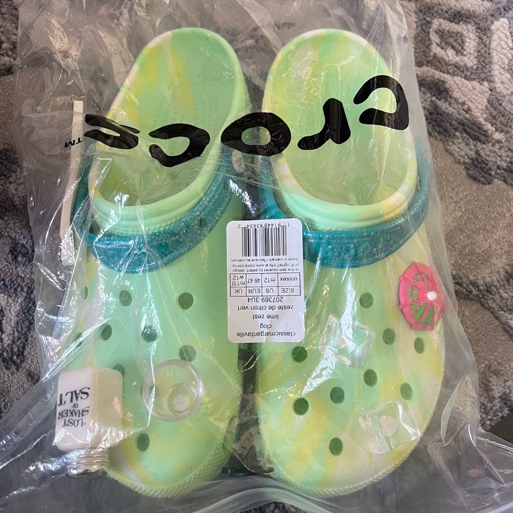 Margaritaville X Crocs Classic Clogs Jimmy Buffet mens size 12- NEW